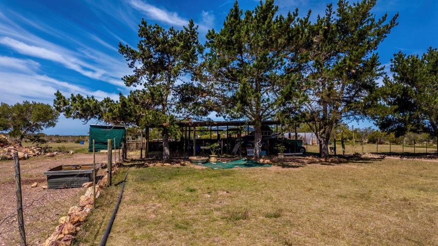 5 Bedroom Property for Sale in Hartenbos Central Western Cape